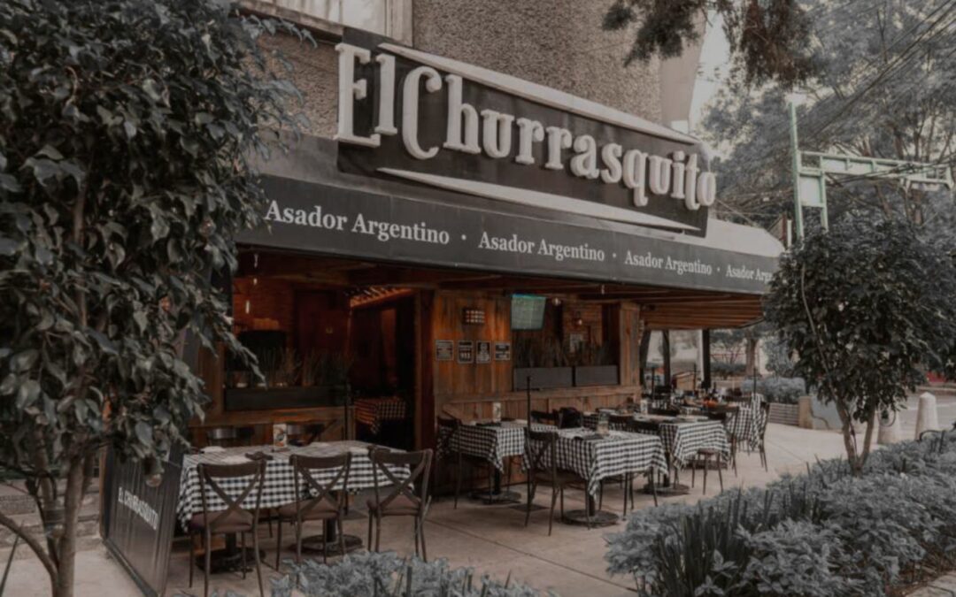 ¿Por Qué Han Proliferado Tantos Restaurantes Argentinos y Uruguayos en la CDMX… Pero Muy Pocos Ofrecen Verdaderas Parrilladas a Domicilio?